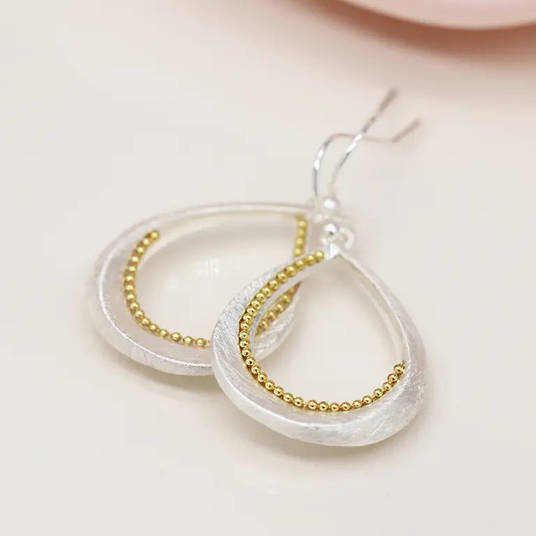 Twist Teardrop | Earrings