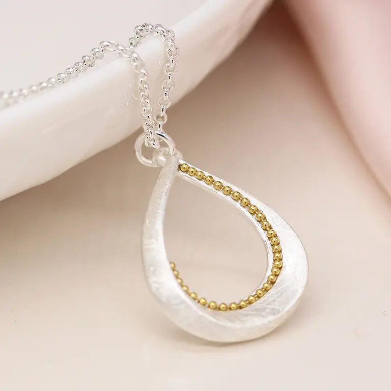 Twist Teardrop | Necklace