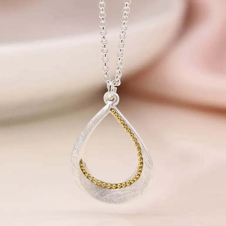 Twist Teardrop | Necklace
