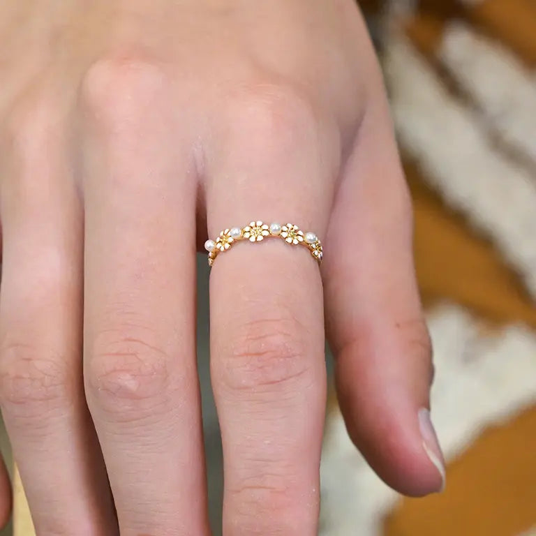 Daisy Floral Ring