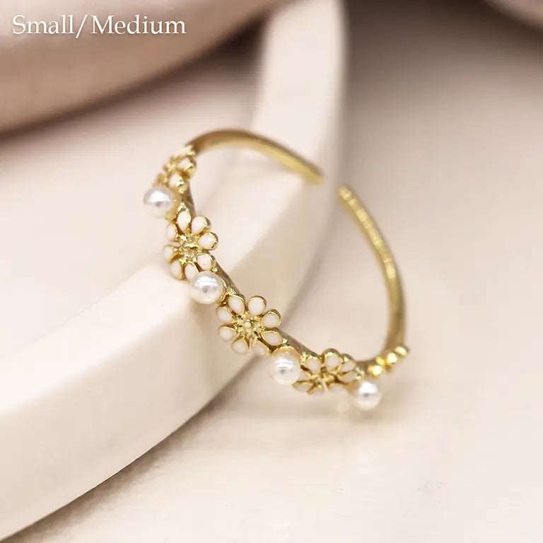 Daisy Floral Ring