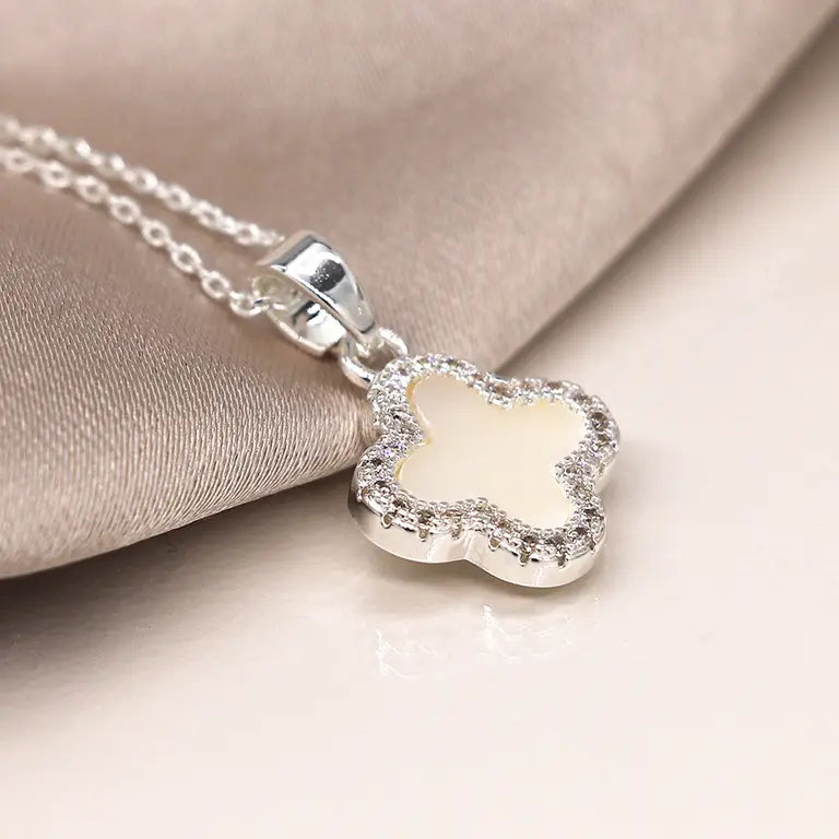Quatrefoil Necklace | Silver