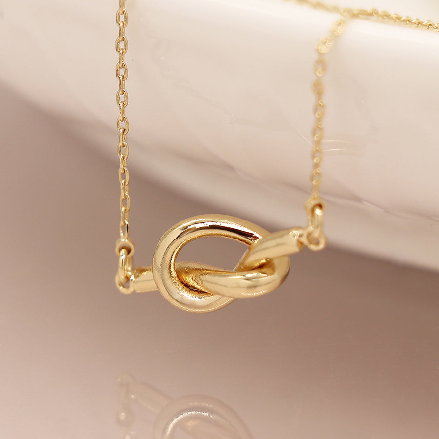 Golden Knot | Necklace