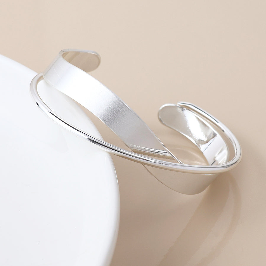 Twist Bangle | Silver Plated Brushed