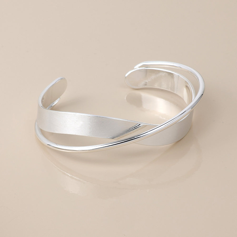 Twist Bangle | Silver Plated Brushed