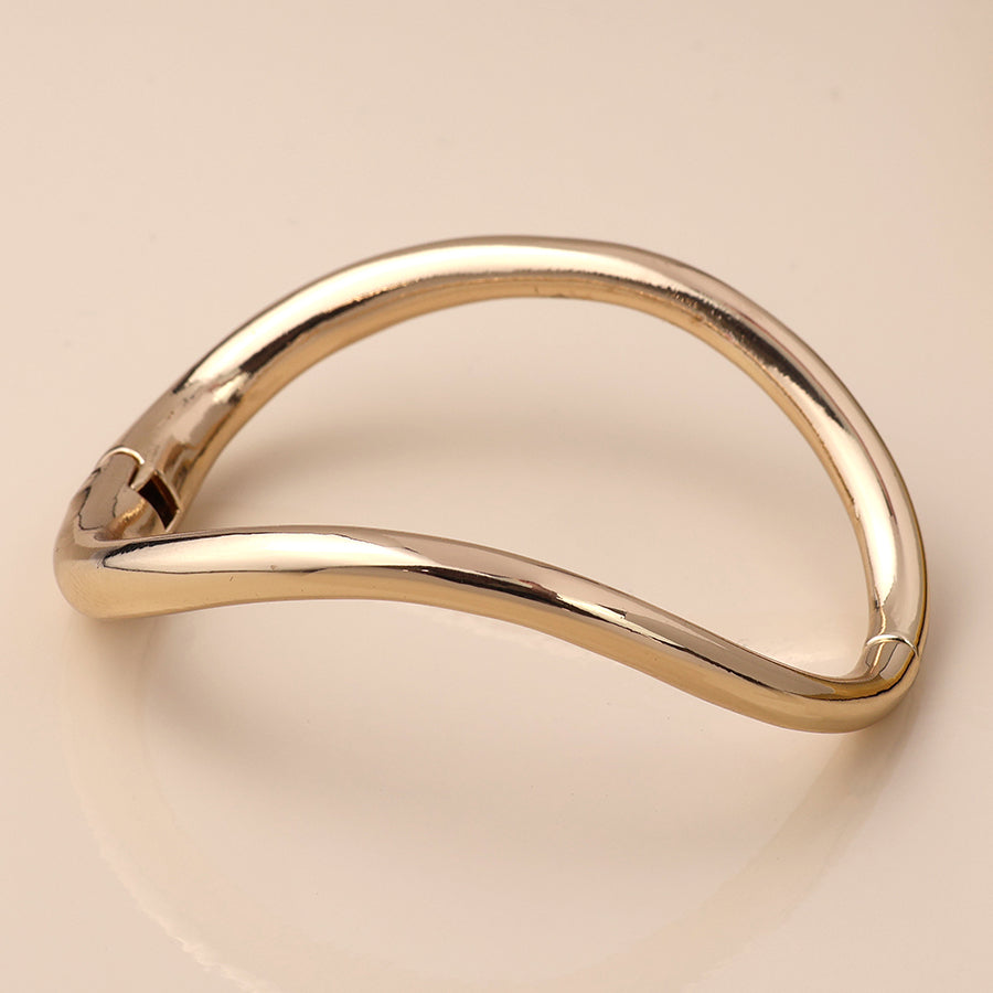 Simple Curve Hinged Bracelet