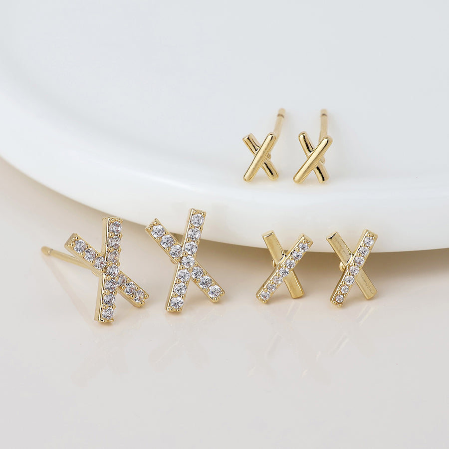 Crystal Details Triple X Stud | Earrings