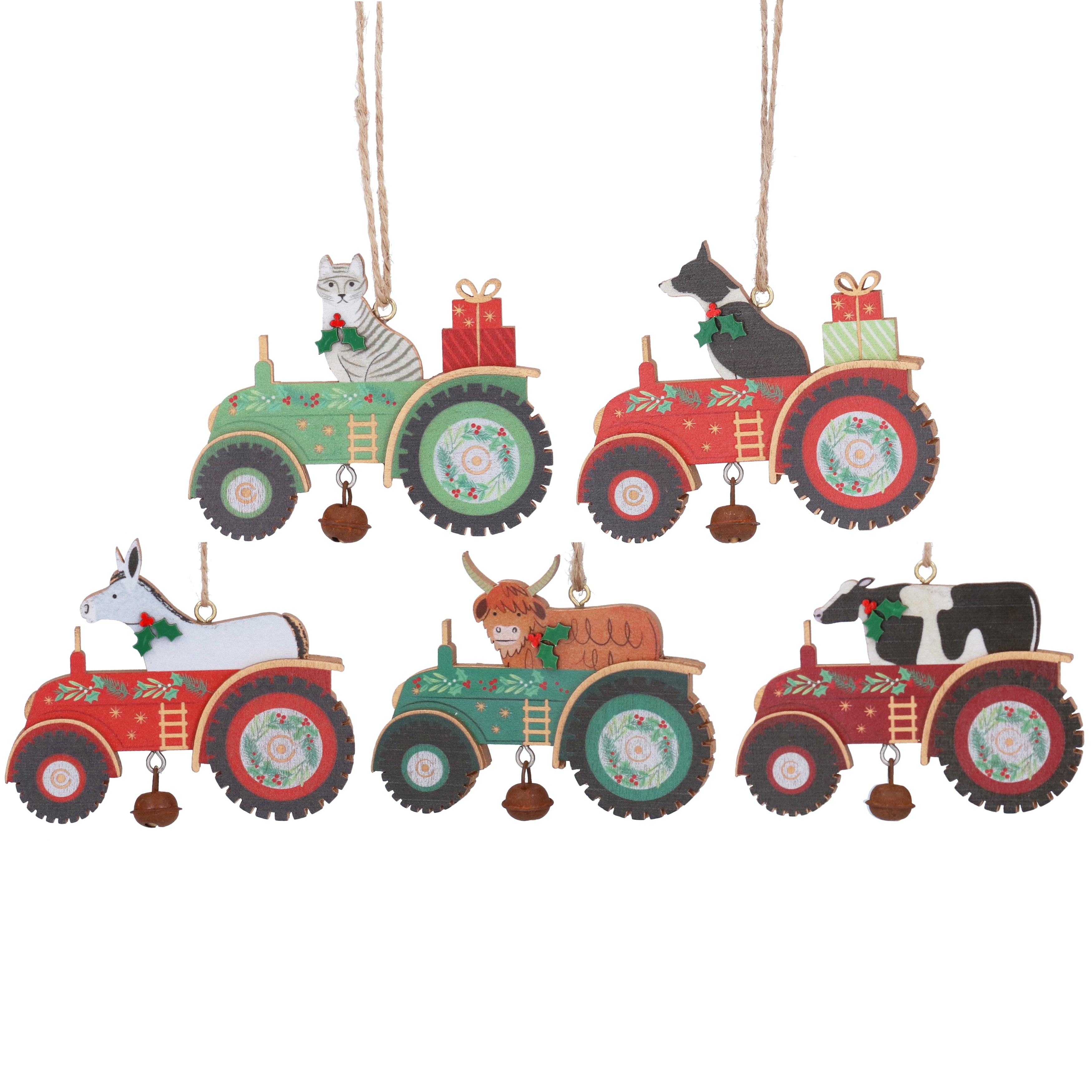 WOOD ANIMALS IN TRACTOR DECORATION