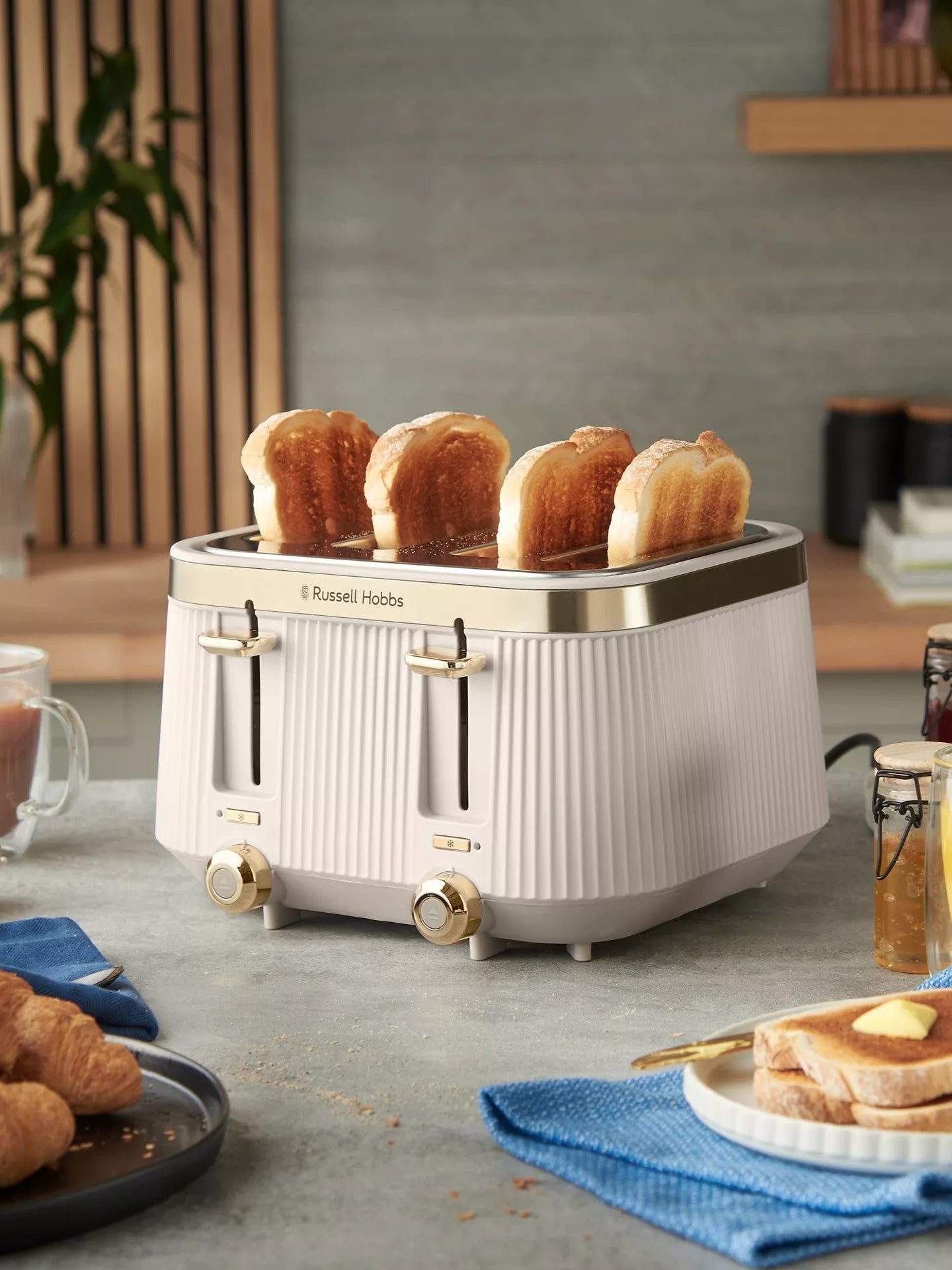 Brontë™ Toaster | 4 Slice