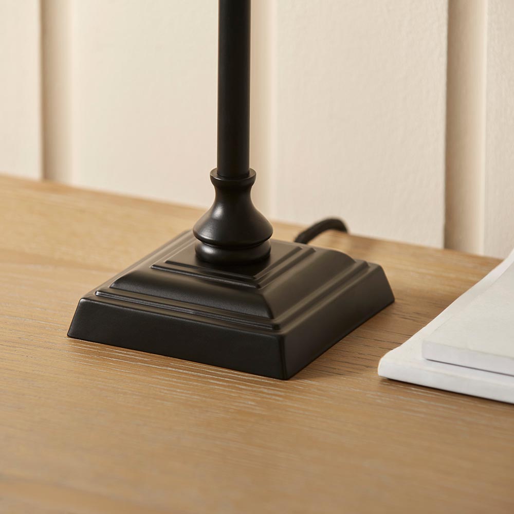 Lille Table Lamp | Matt Black