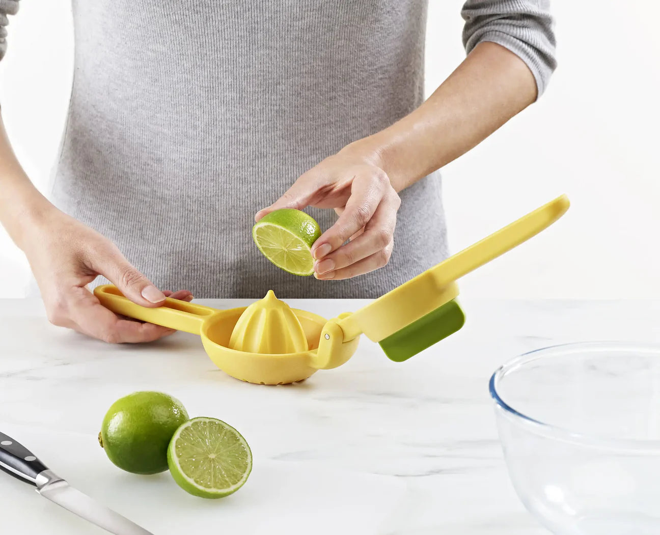 JuiceMax Dual-action Yellow Citrus Press