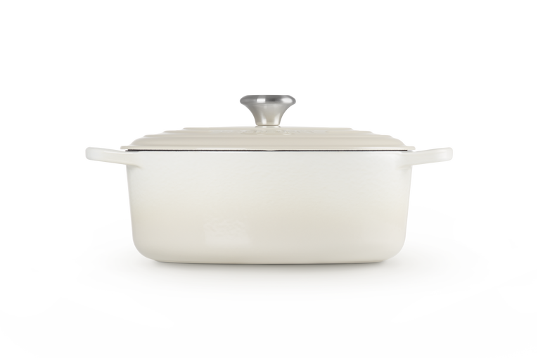 Le Creuset 29cm Round Cast Iron Casserole | Meringue