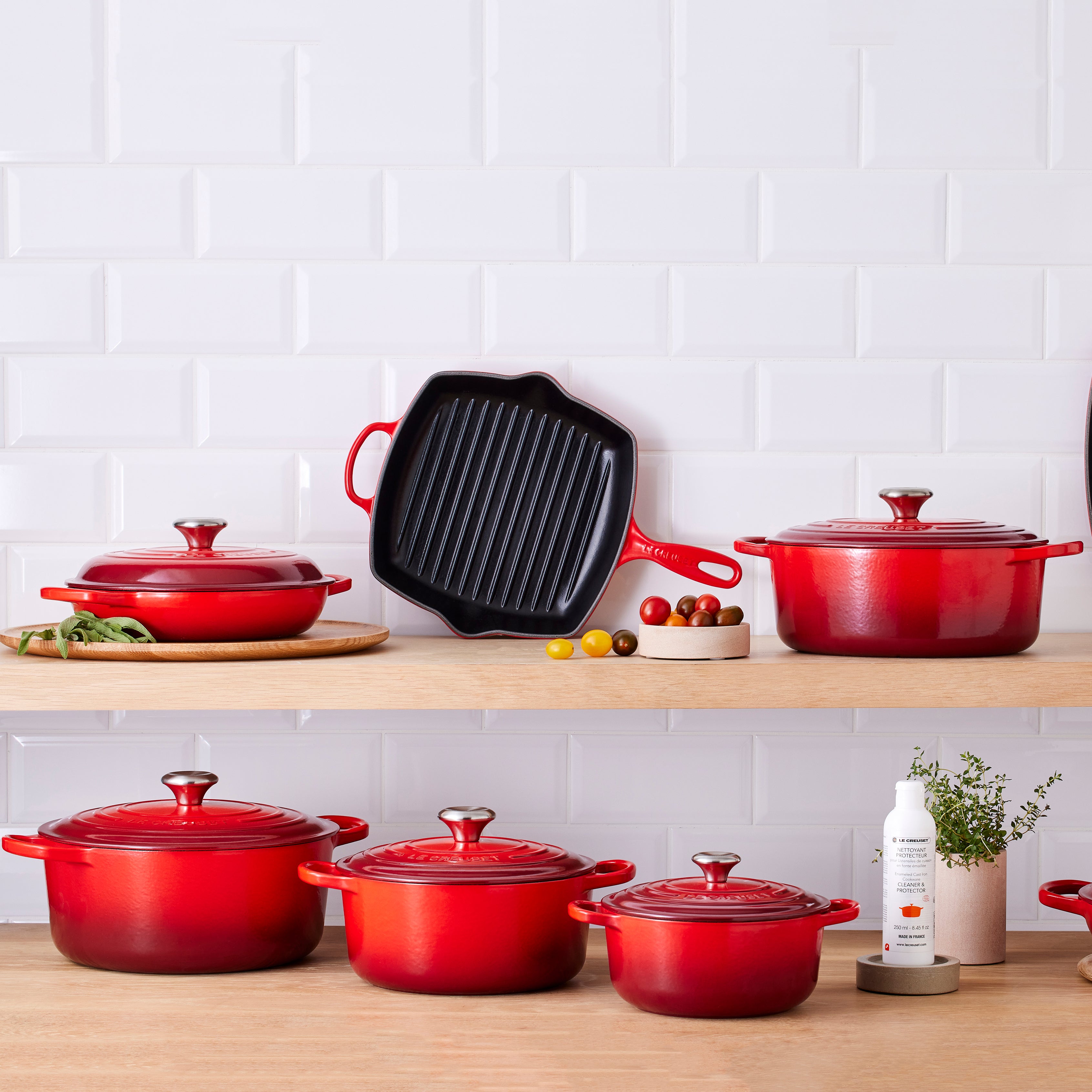 Le Creuset Signature Cast Iron Oval Casserole 27cm Cerise