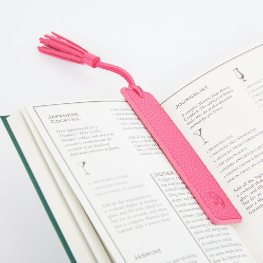 Barn Bookmark | Pink