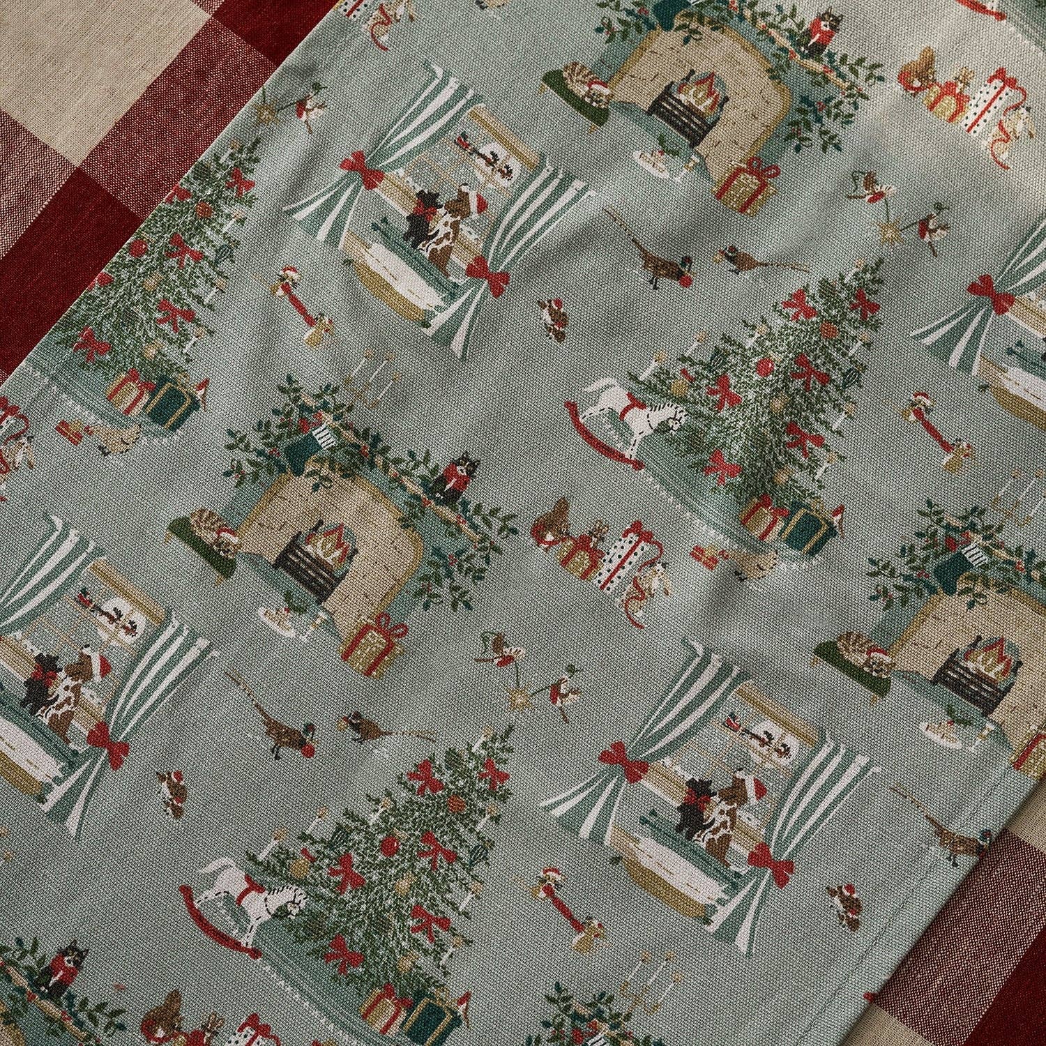 Cosy Christmas Table Runner