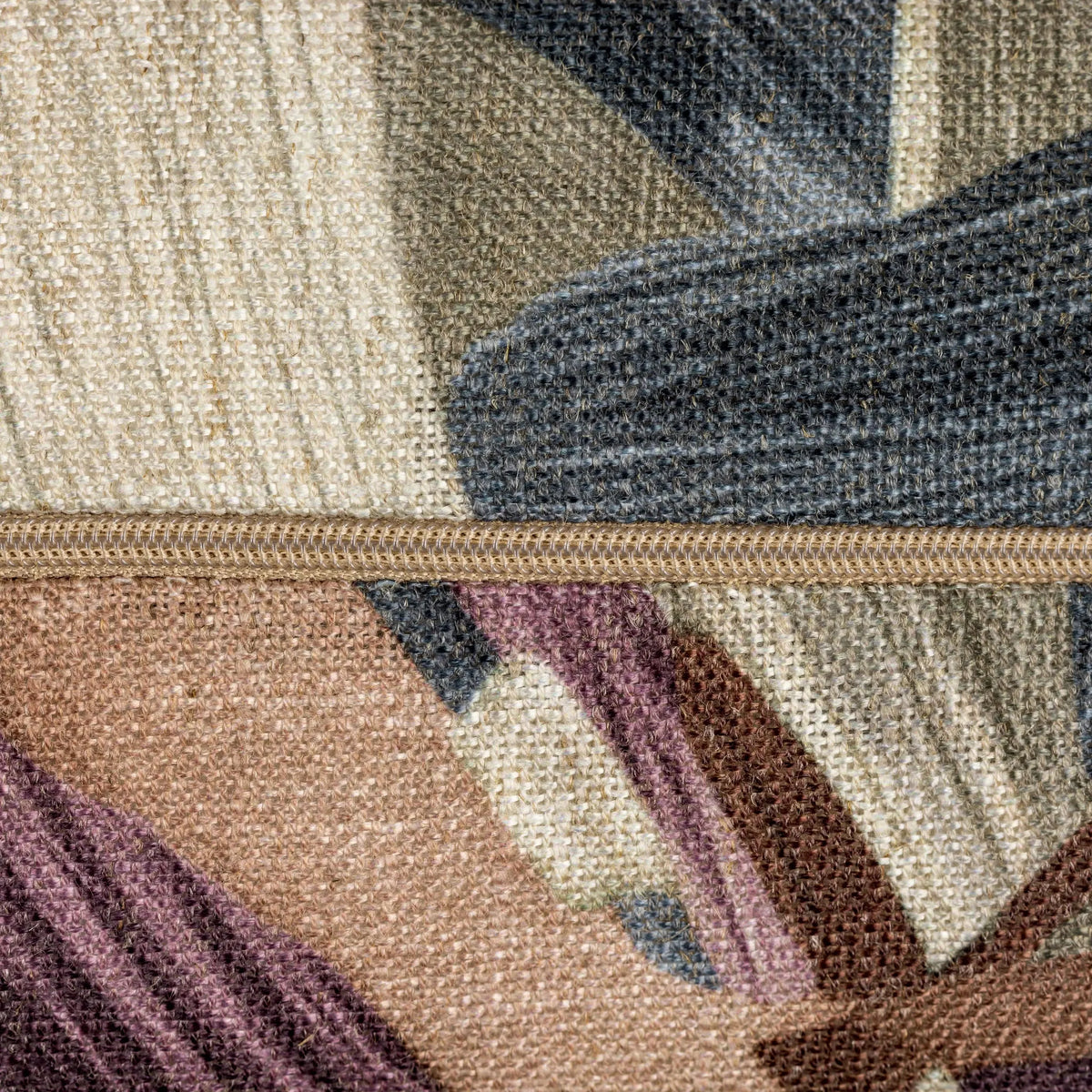 Elin Cushion