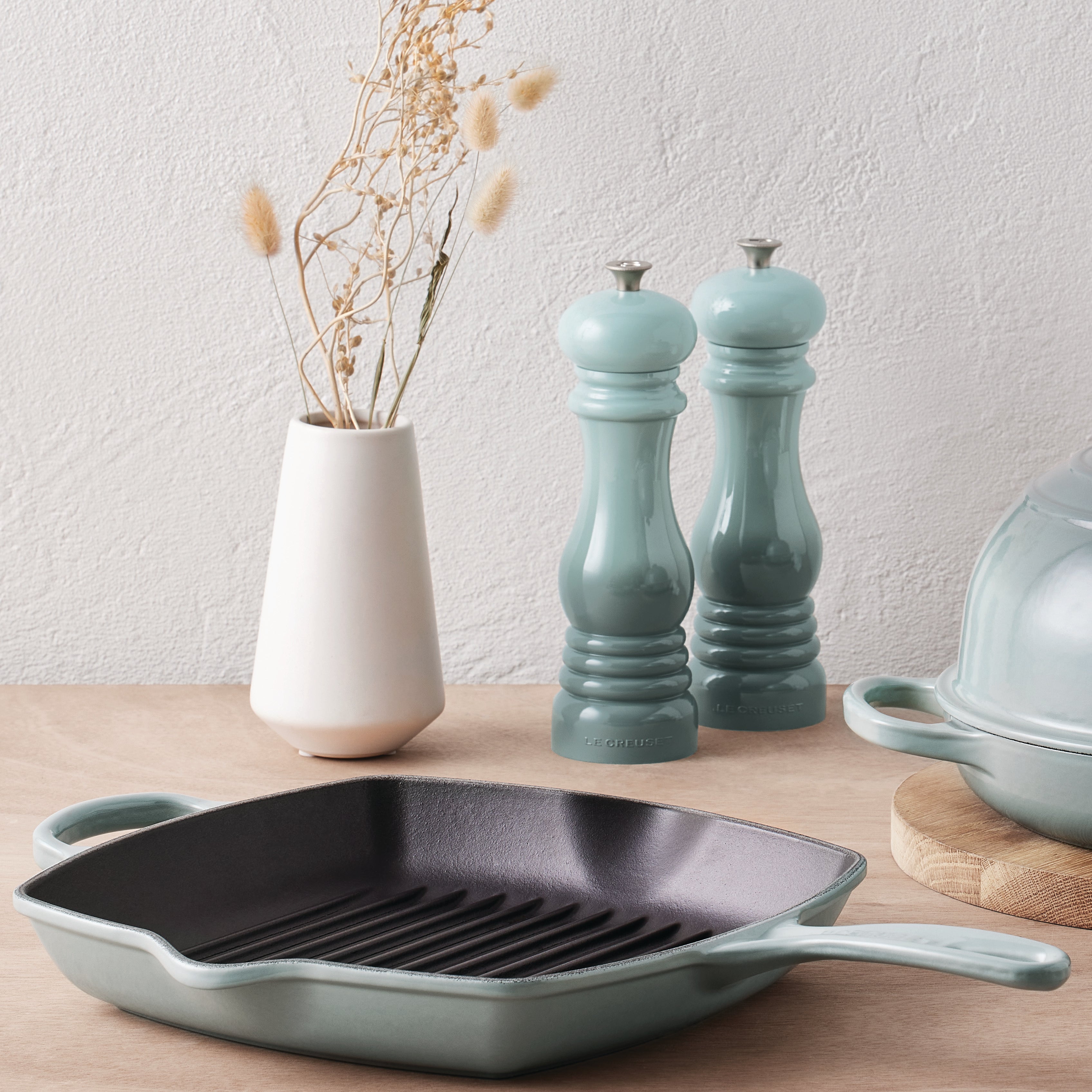 Le Creuset Classic Salt Mill Sea Salt