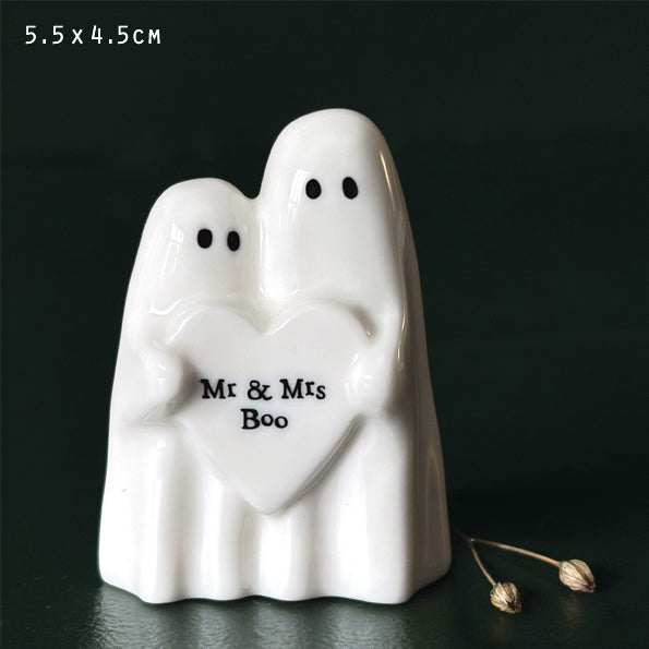 Pair of ghosts | Mr & Mrs Boo