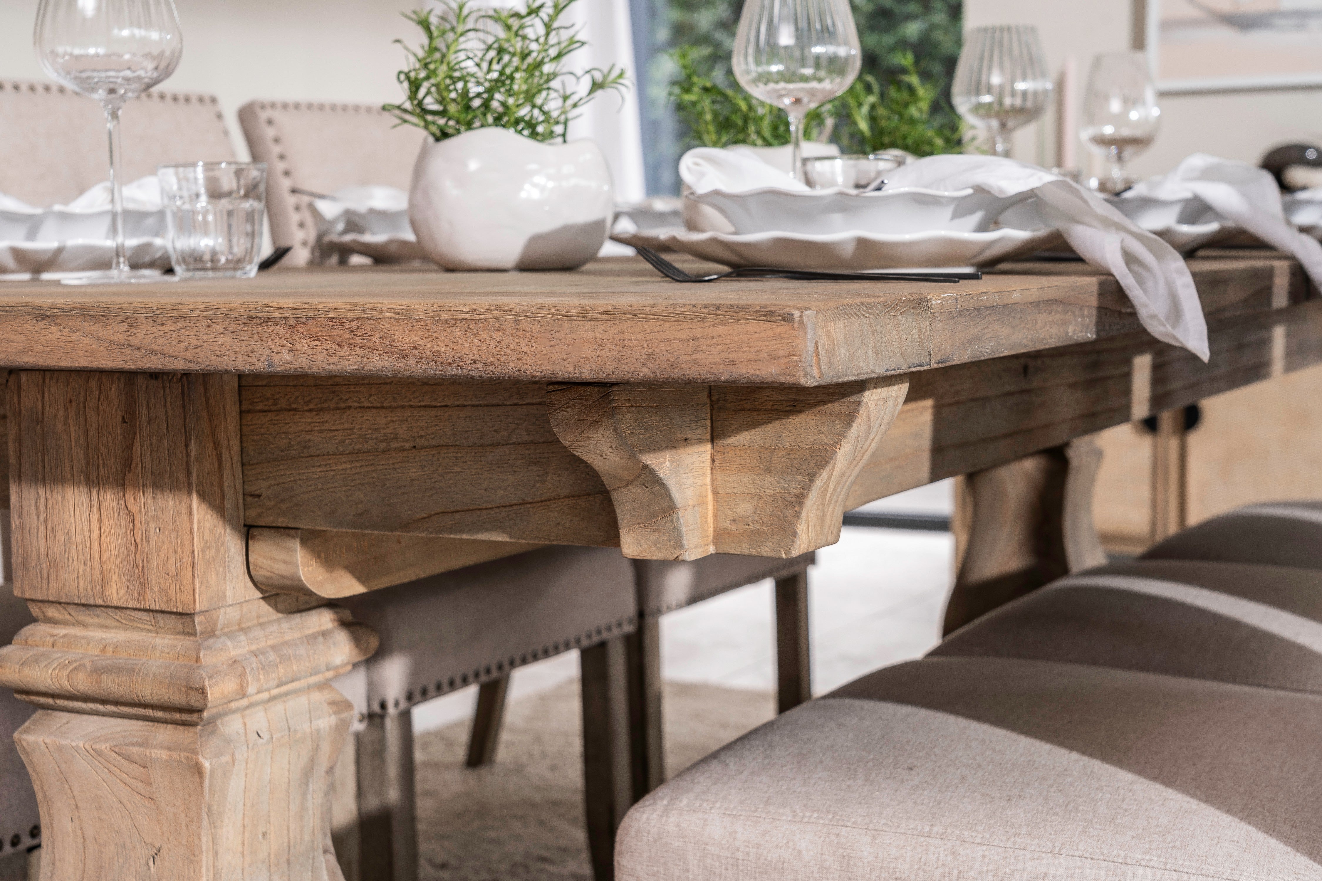 Chadwick | Extendable Dining Table