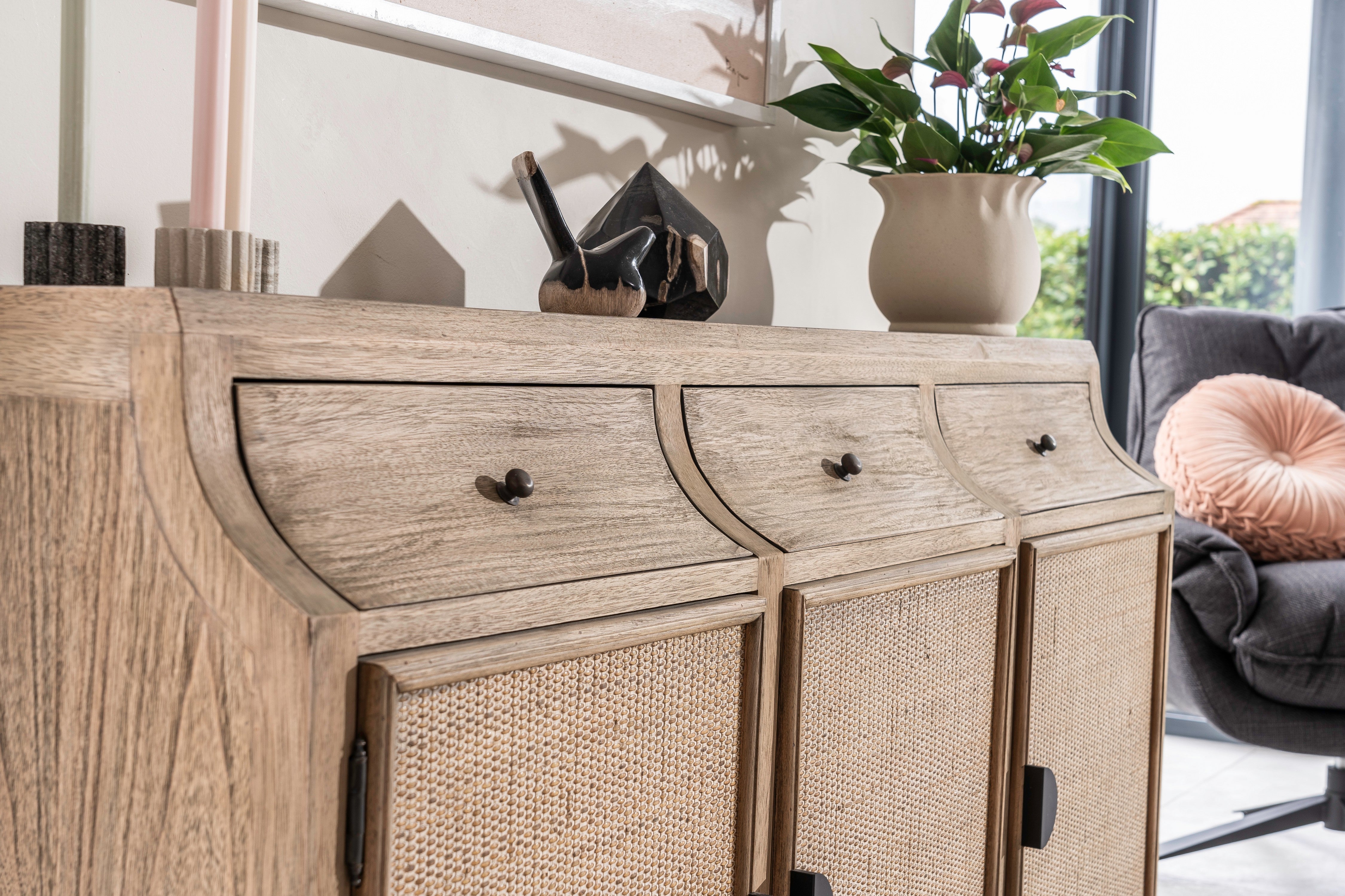 Lilly Sideboard