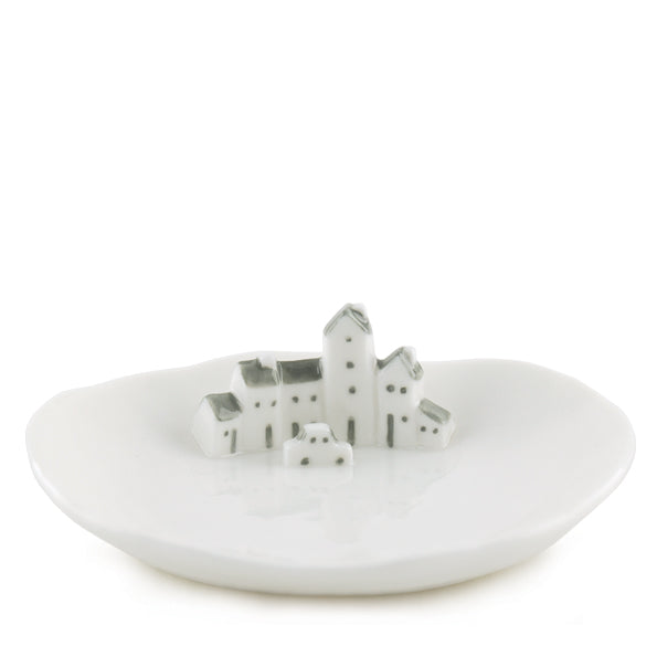 Flat Dish | No Place Like Home