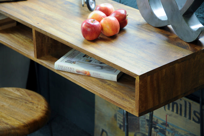 Retro | Console Table