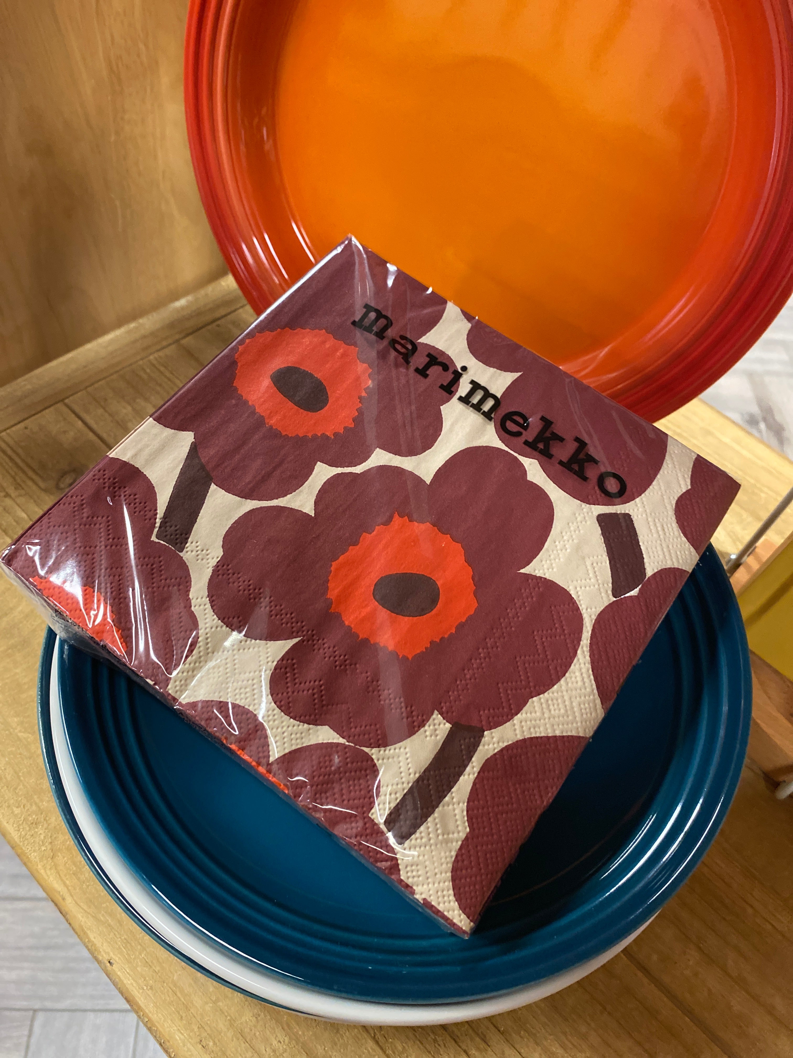 Unikko Cream Bordeaux Green collection | lunch napkins