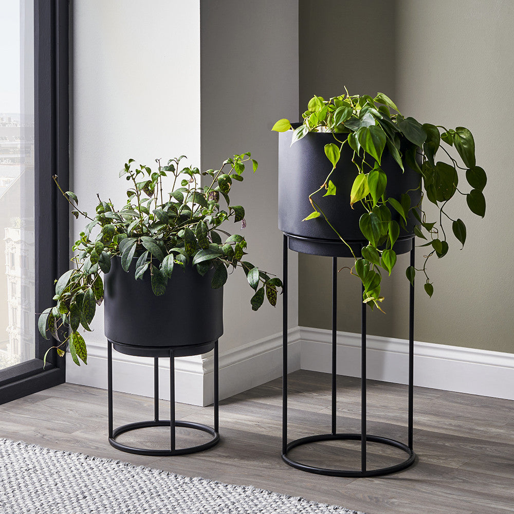 Graphite Metal Circular Planters