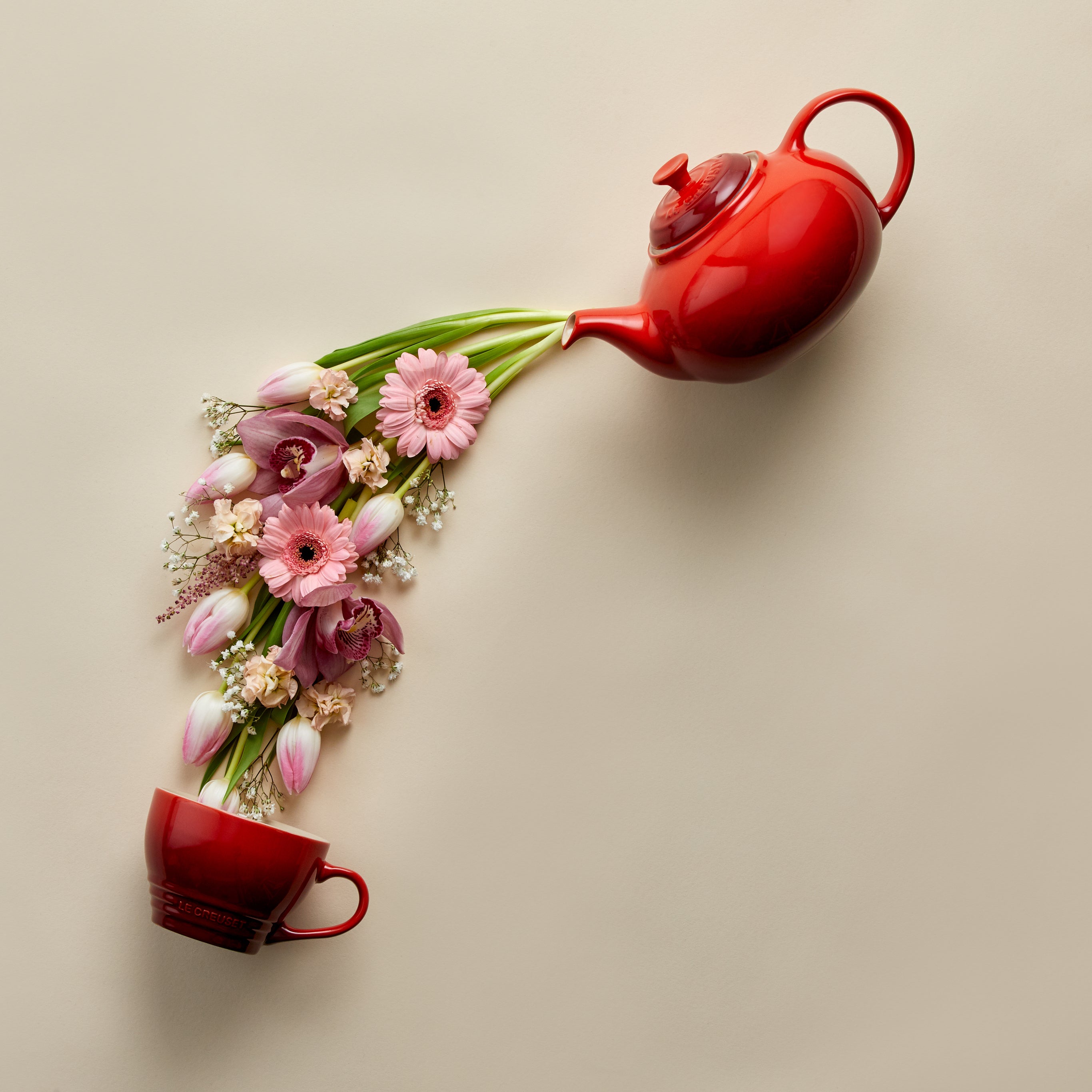 Le Creuset Stoneware Classic Teapot 1.3L Cerise