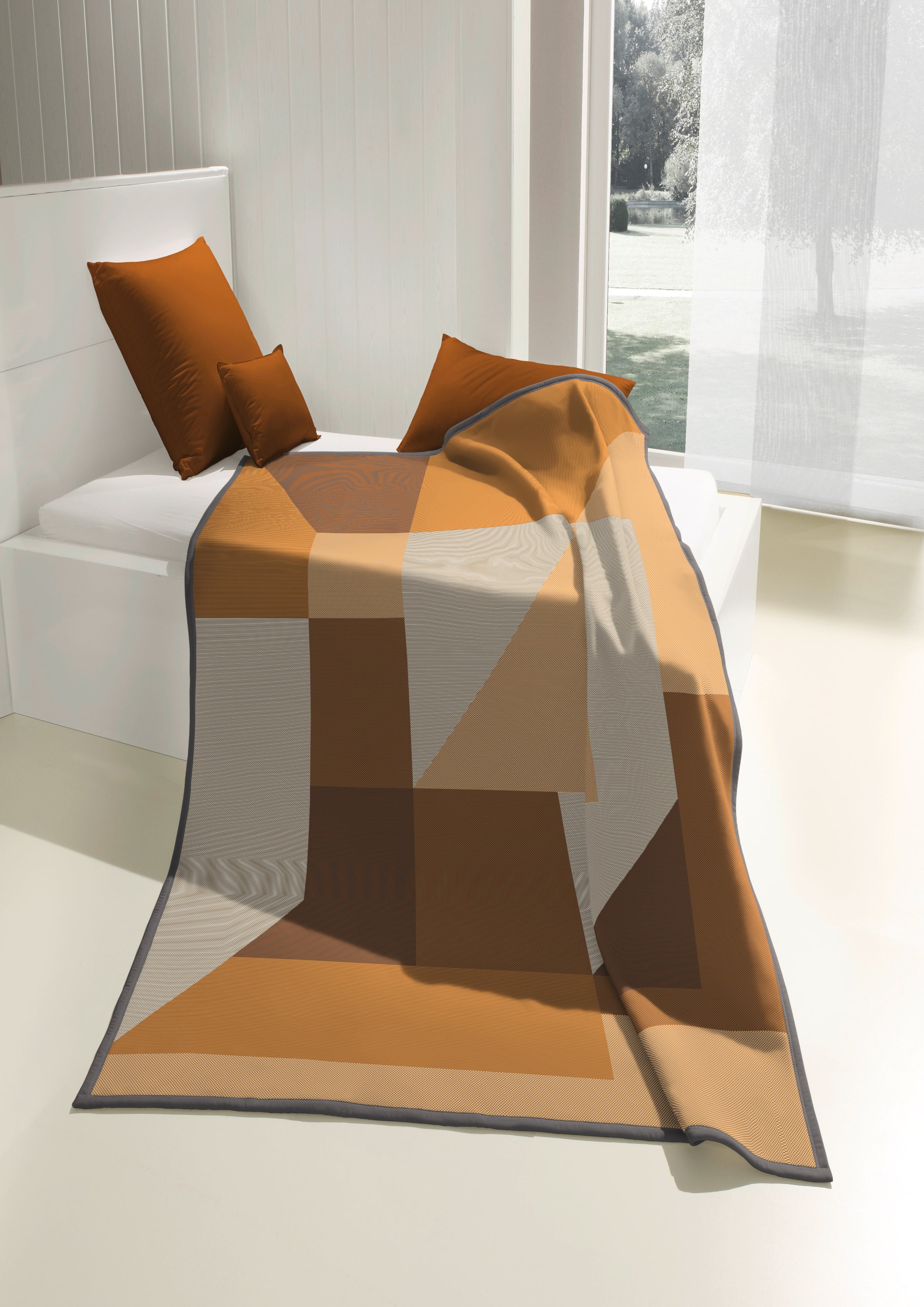 Springfield Throw | Reserved