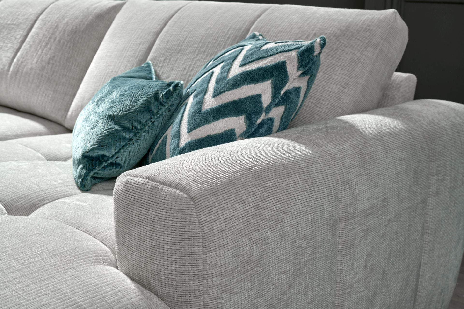 Olympus | Sectional Suite