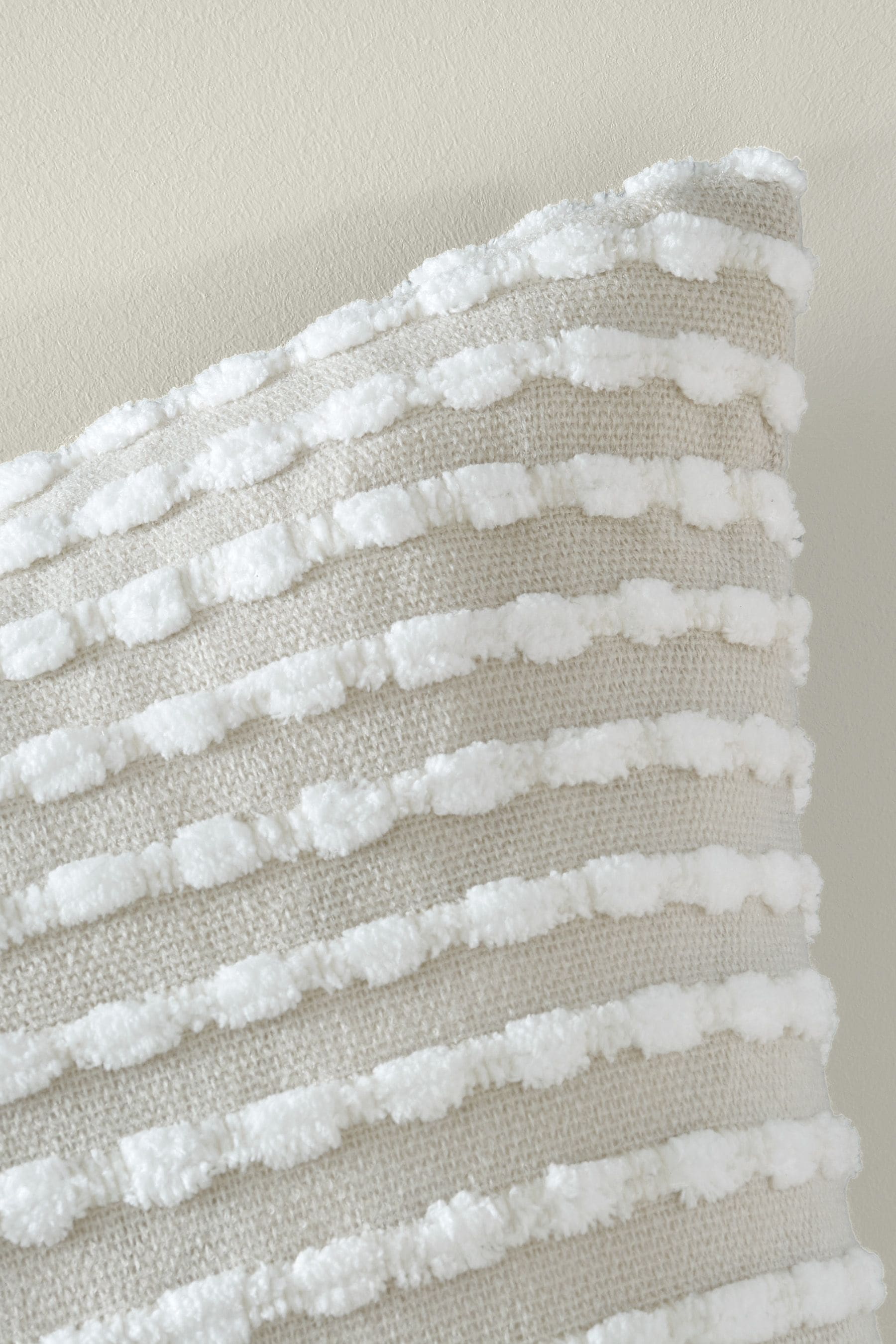 Natural Stab Stitch | Cushion