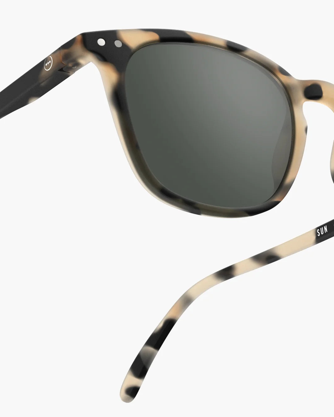 E Light Tortoise | Sunglasses