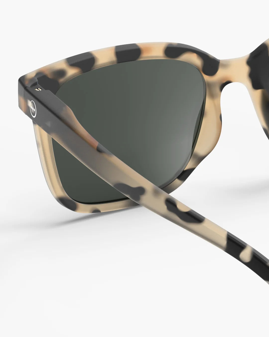 L Light Tortoise | Sunglasses