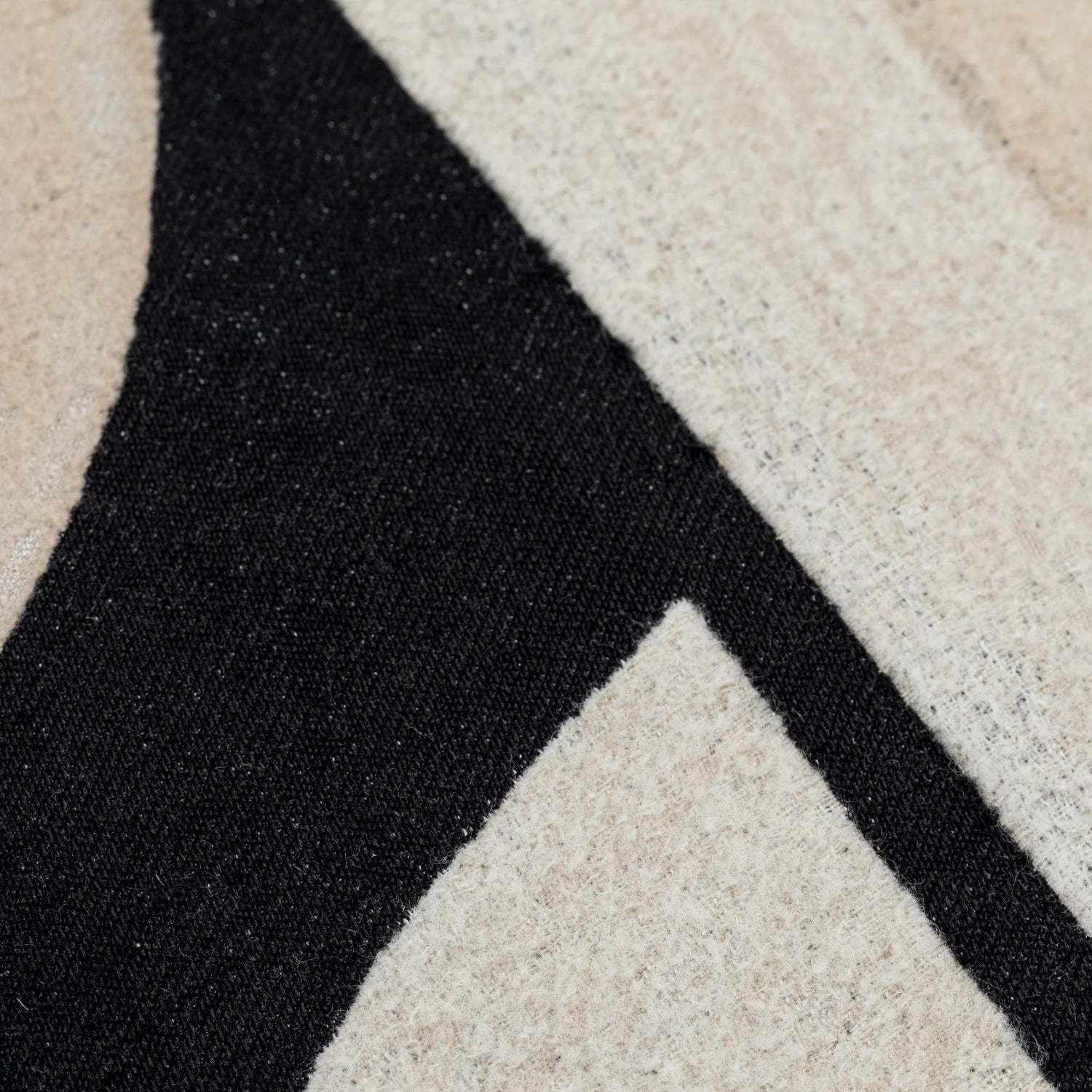 Vance | Black & Natural