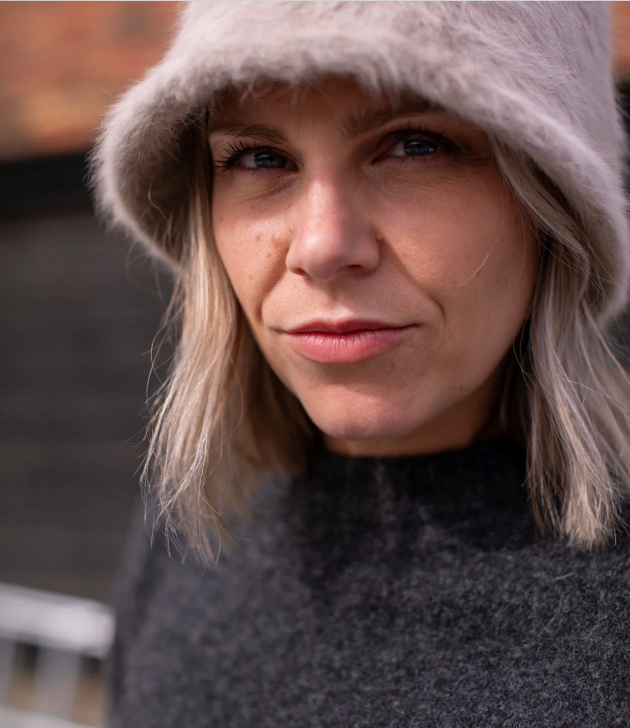 Sasha Fluffy Hat | Mouse