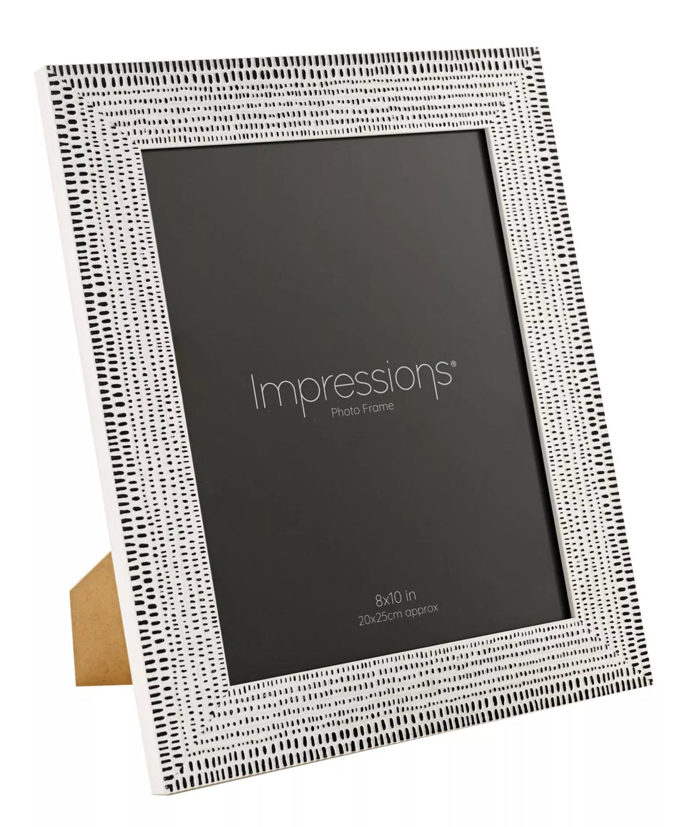 Black & White Frame | 8 x 10