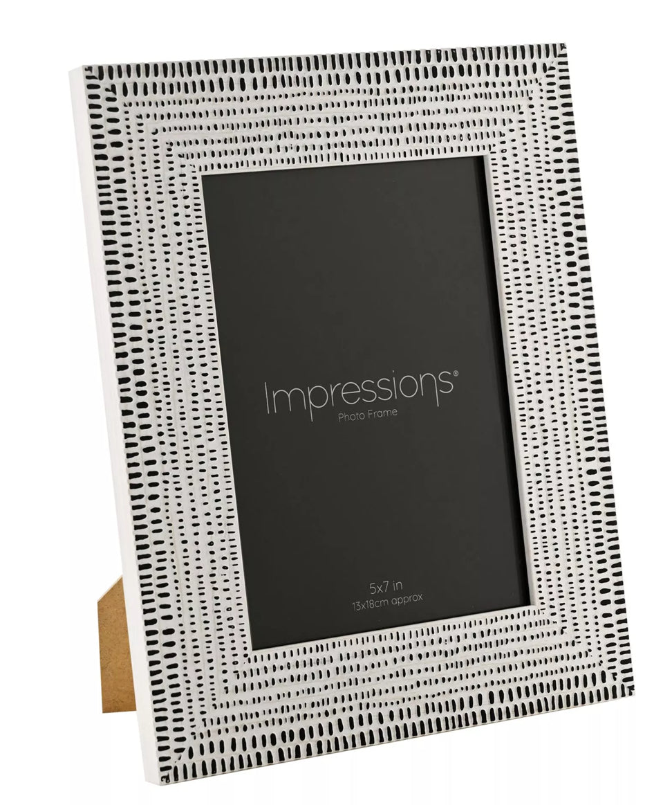 Black & White Frame | 5 x 7