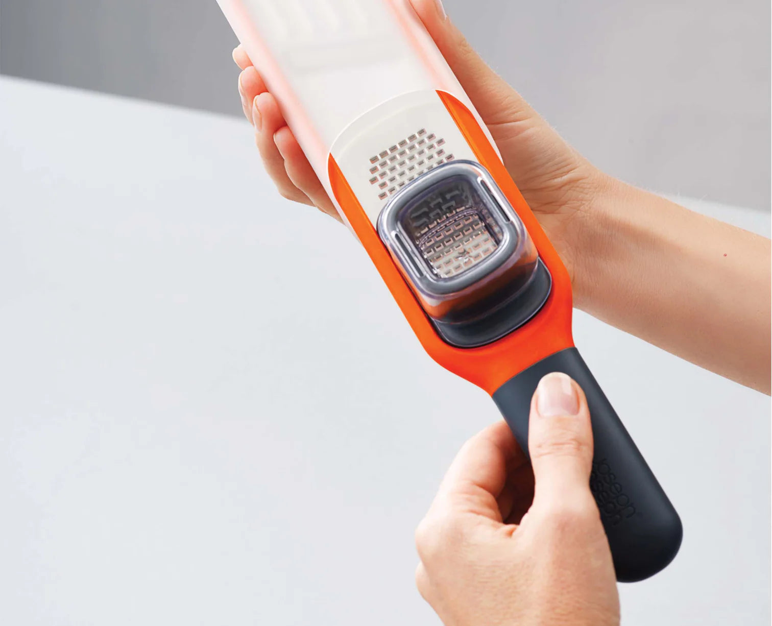 Handi Grate 2in1 Mini Grater & Slicer