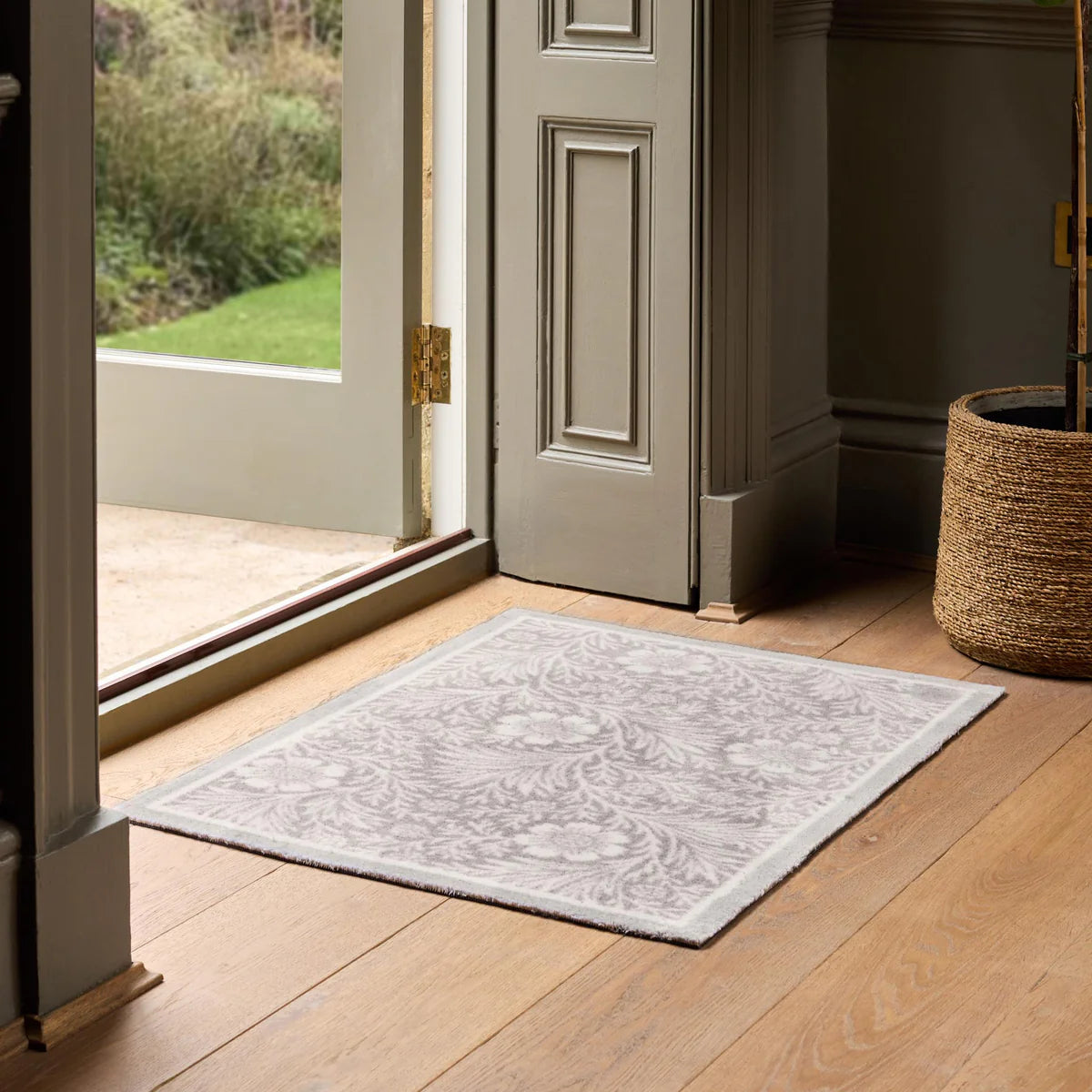 HugRug | Soft Florals Doormat