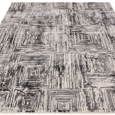 Kuza Rug | Portrait Grey