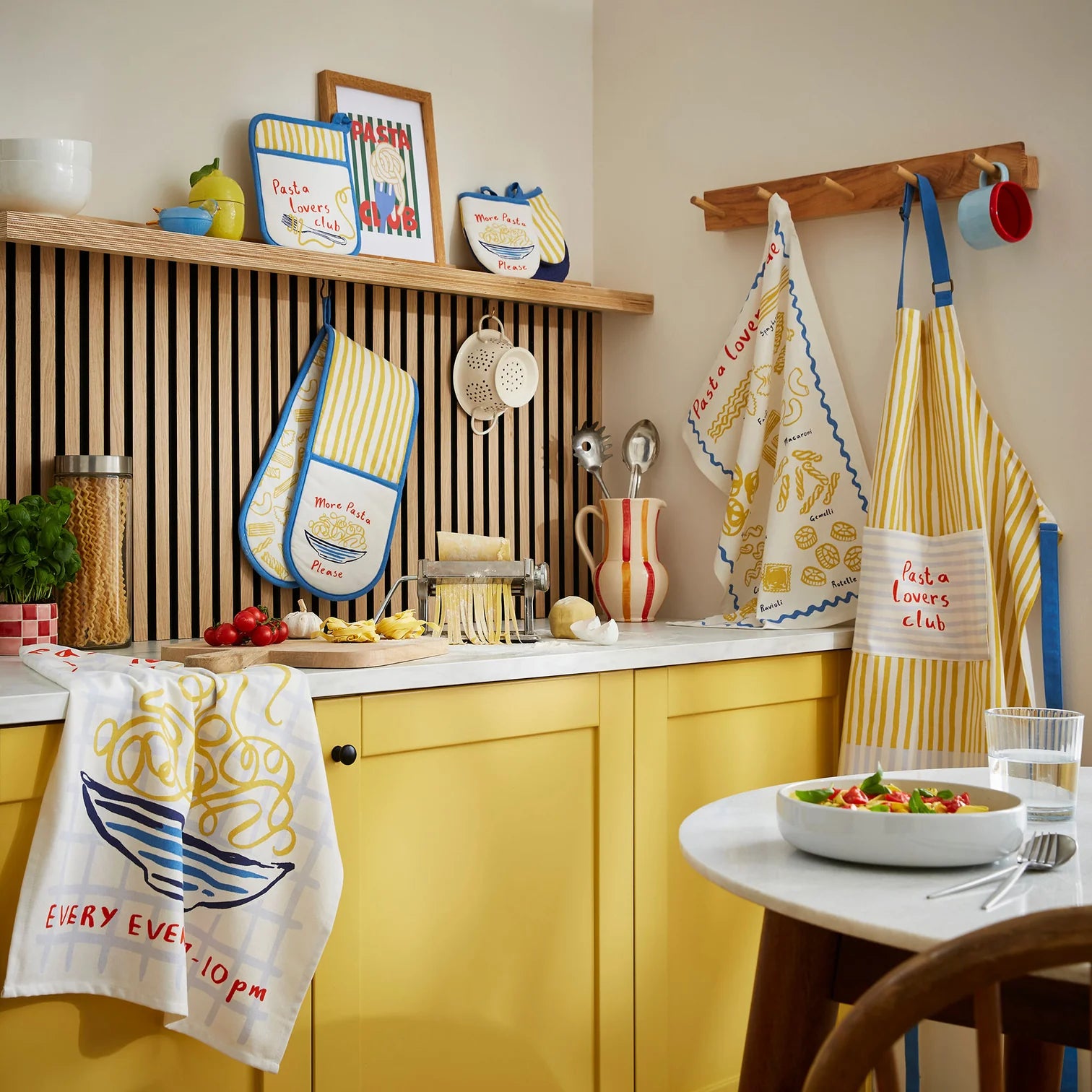 Pasta Lovers Club Guide | Tea Towel