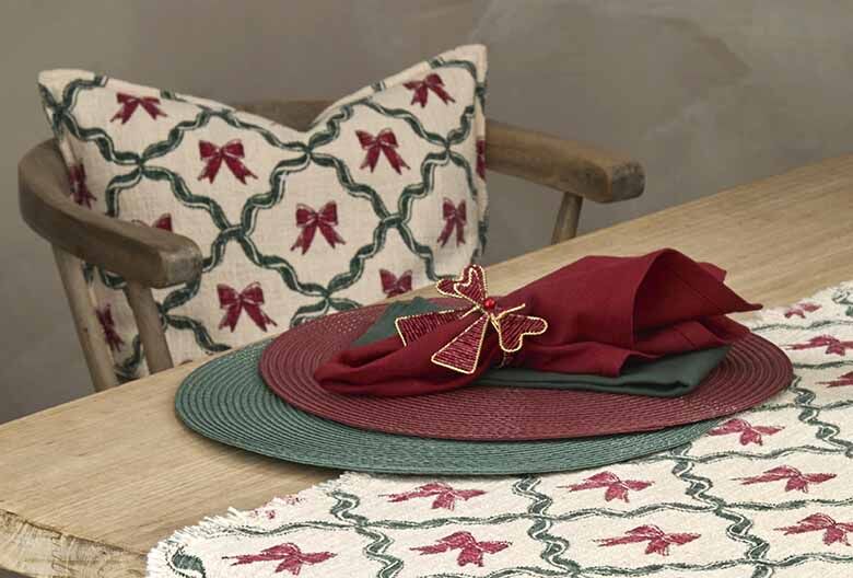 Trellis and Bow | Cushion