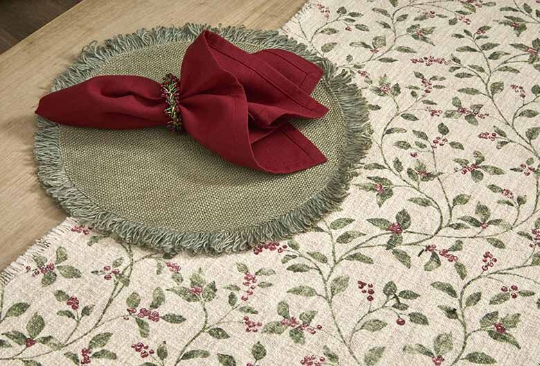 Berry Trail | Table Runner