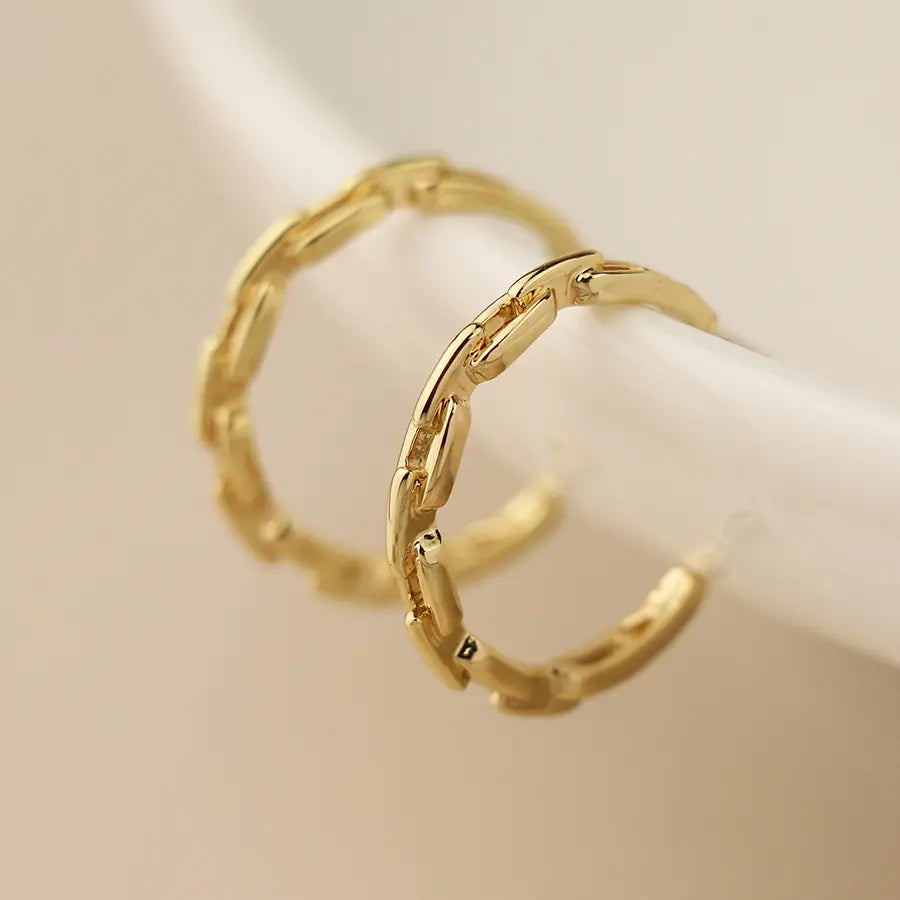 Link C-Hoop | Golden Earrings
