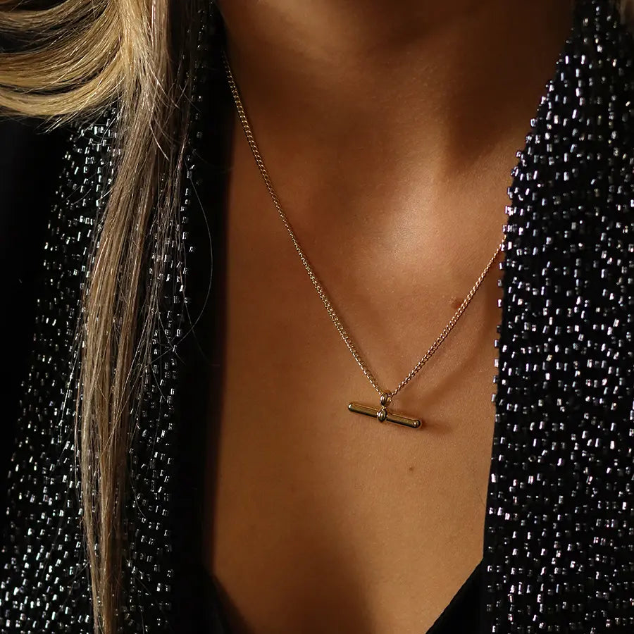 Golden T-Bar | Necklace