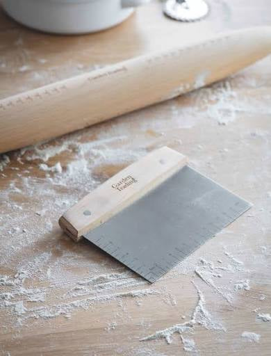 Borough Dough Scraper | Beech Wood