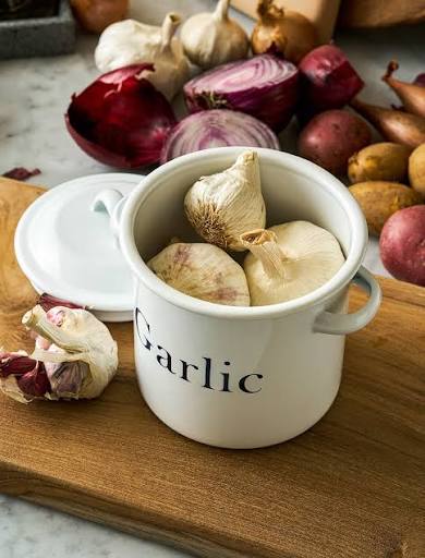 Garlic Store | Enamel White