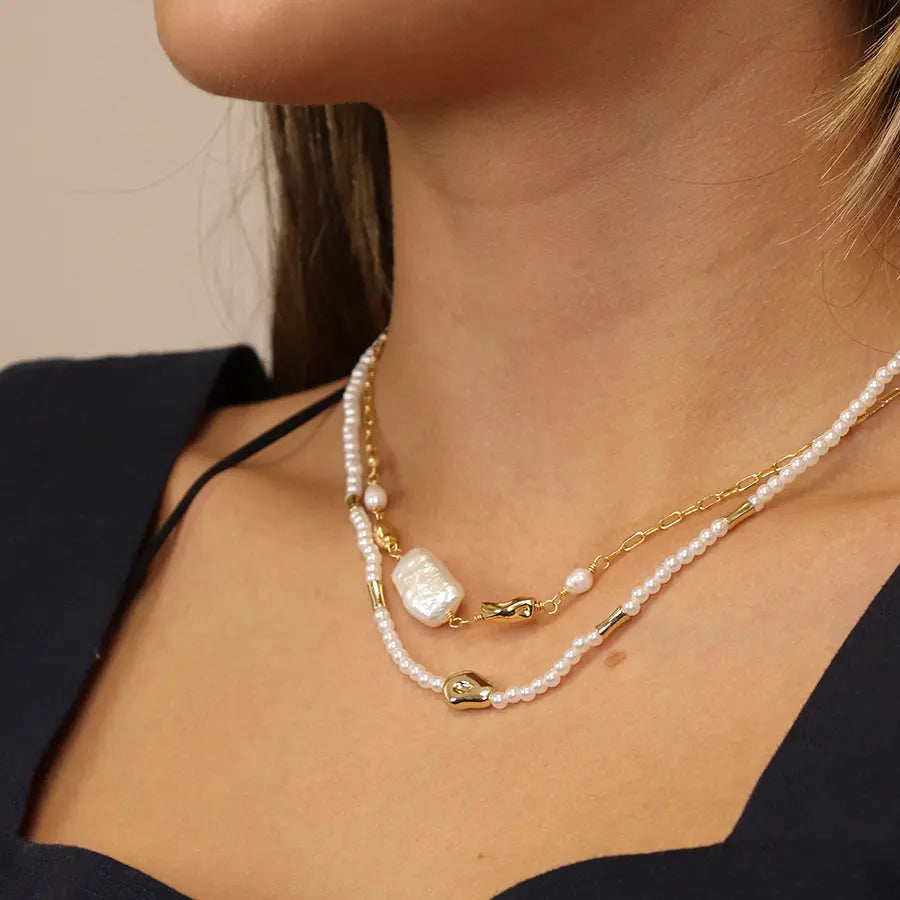 Faux Gold & Pearl Necklace