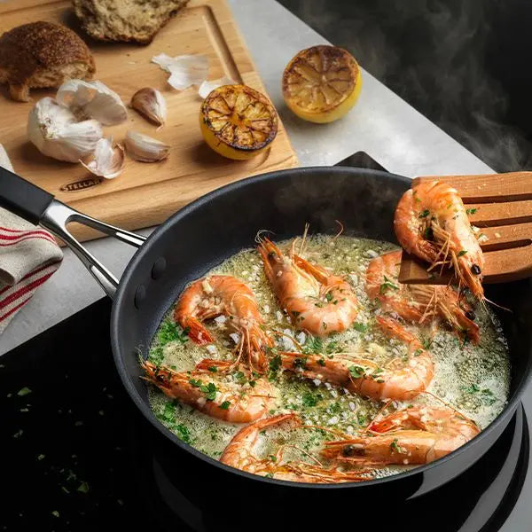 Flow 5 Piece Draining Saucepan Set